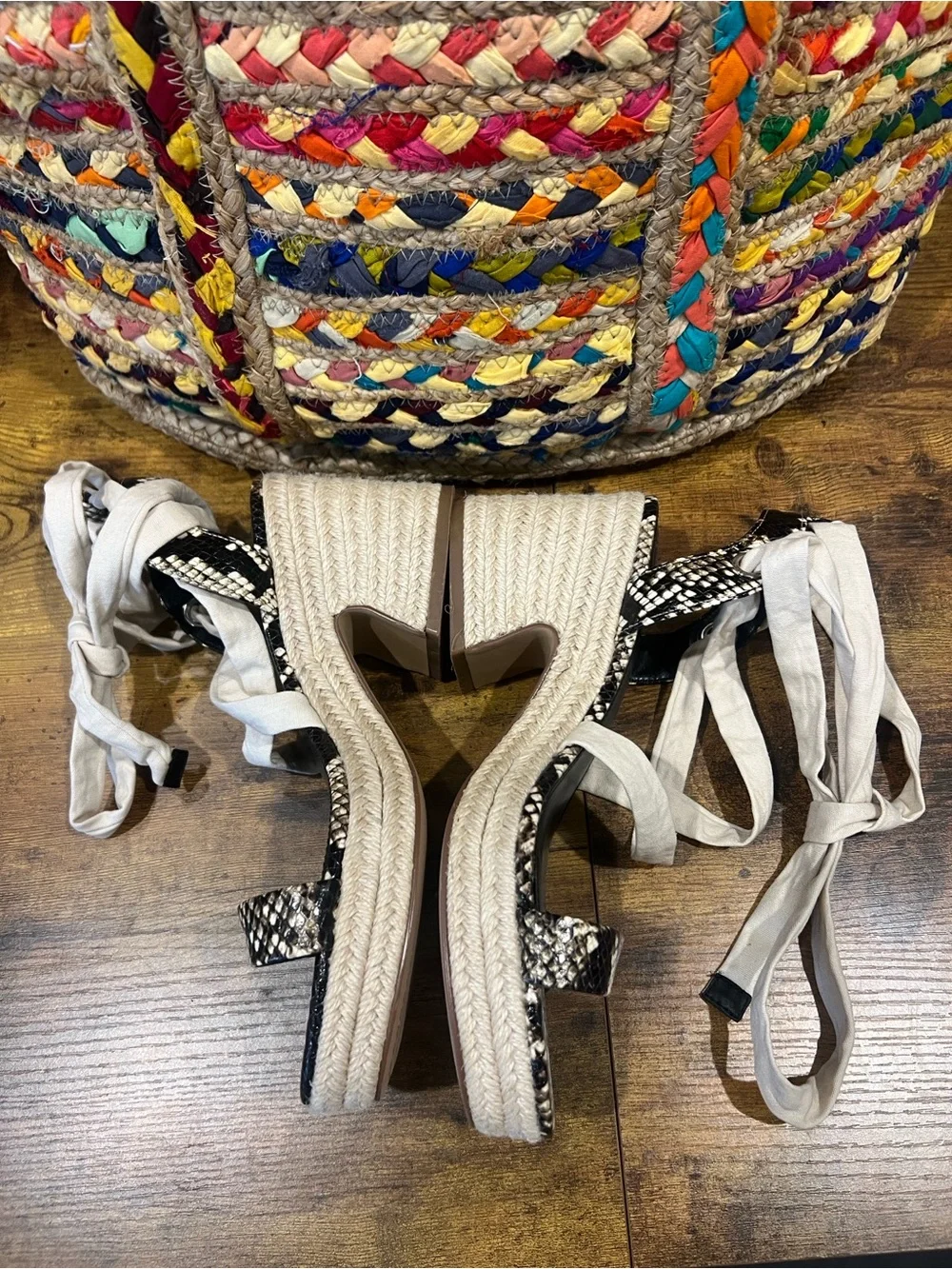 VinceCamino Roreka Wraparound Tie Espadrille Sandal In Warm Vanilla:Size 7.5